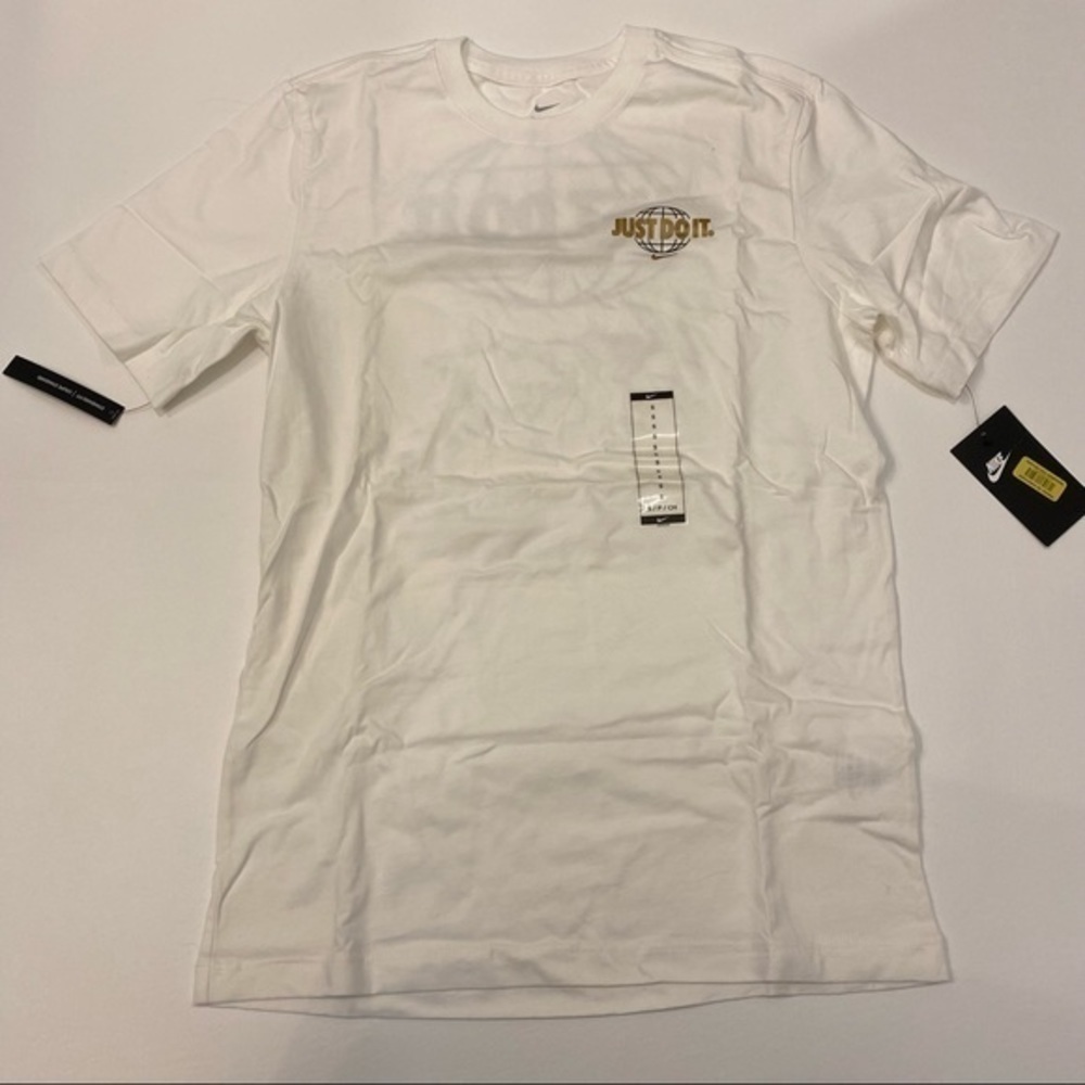 Nike Just Do It World Map Flags T-shirt - Picture 3 of 5